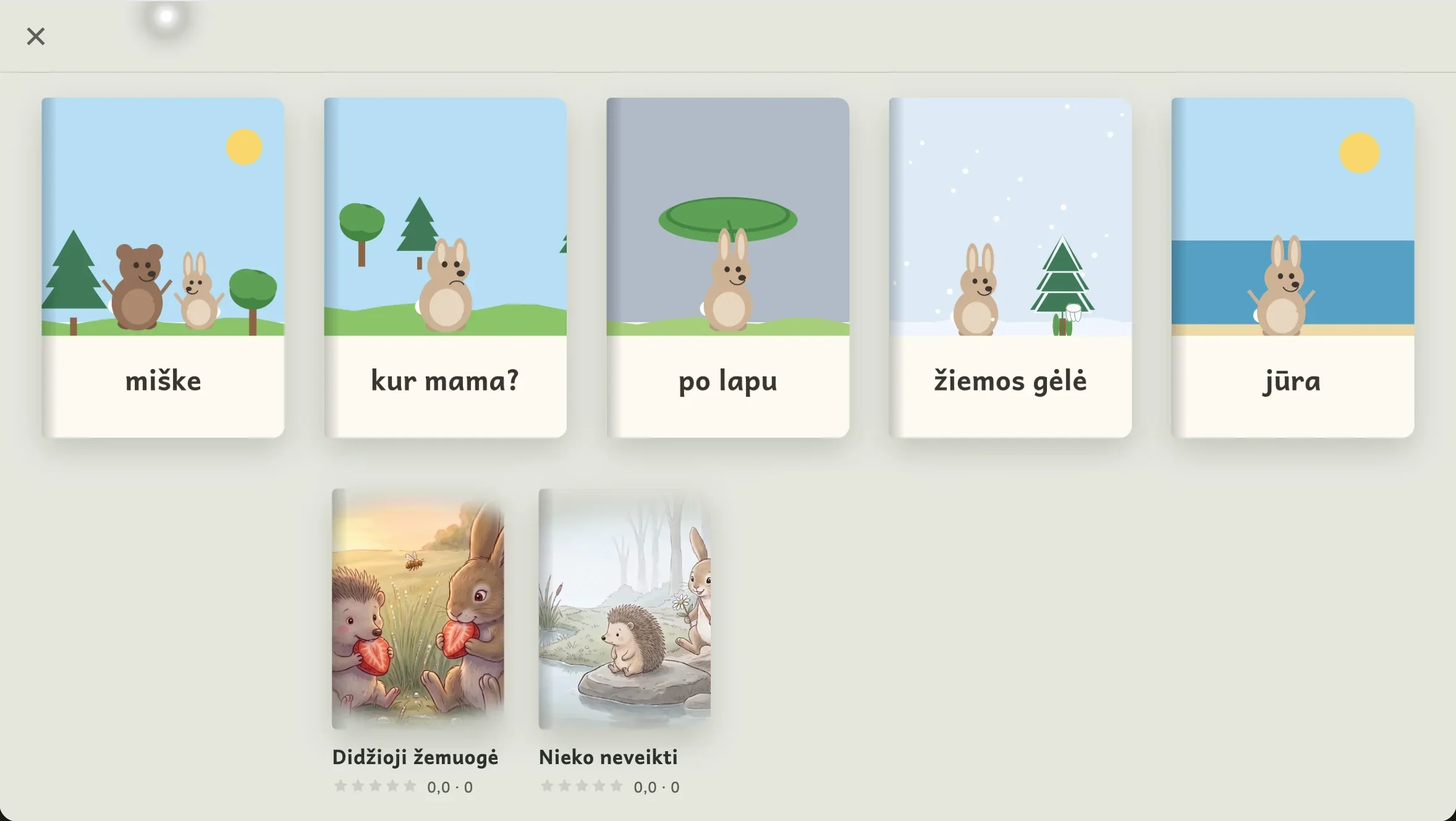 Atverta lentyna su penkiomis knygelėmis: miške, kur mama?, po lapu, žiemos gėlė, jūra